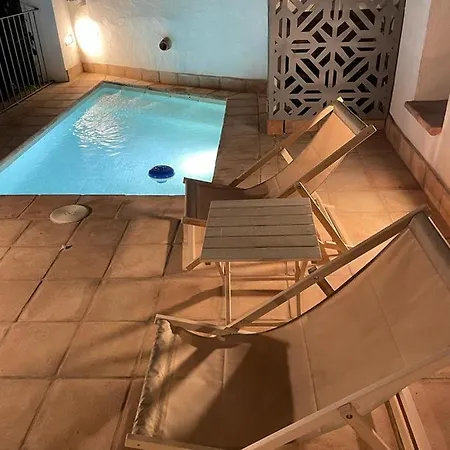 Balcon De La Moreria Con Alberca Constantina